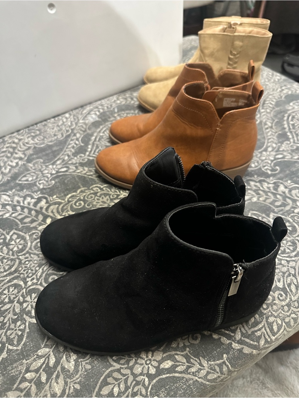 Girls Ankle Boot bundle size 3- Classic Chelsea Style